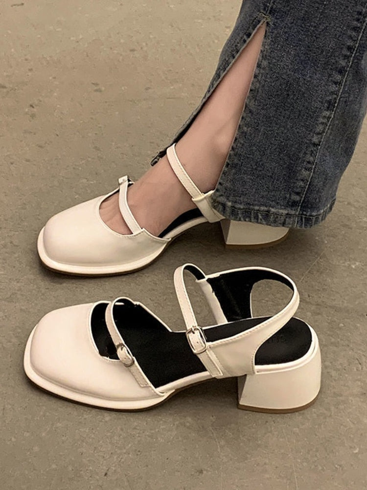 Non-slip Round Toe Sandals Shoes Ladies Casual 2022 Summer Hollow